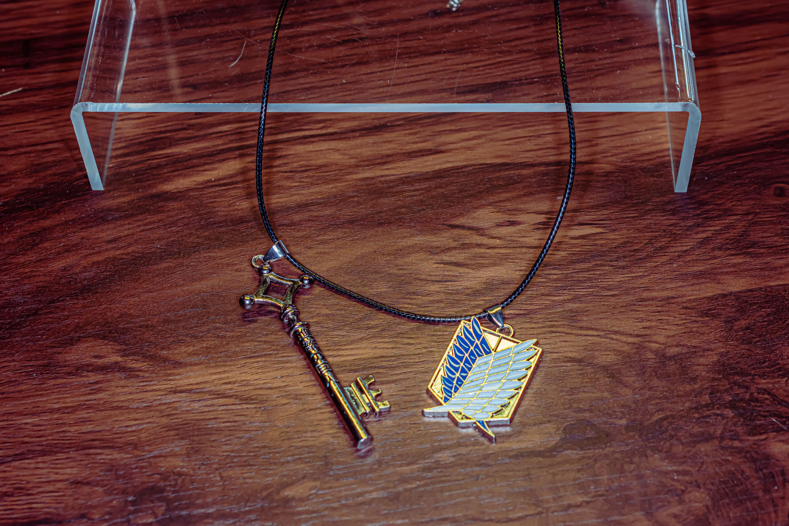 Attack on titan chain