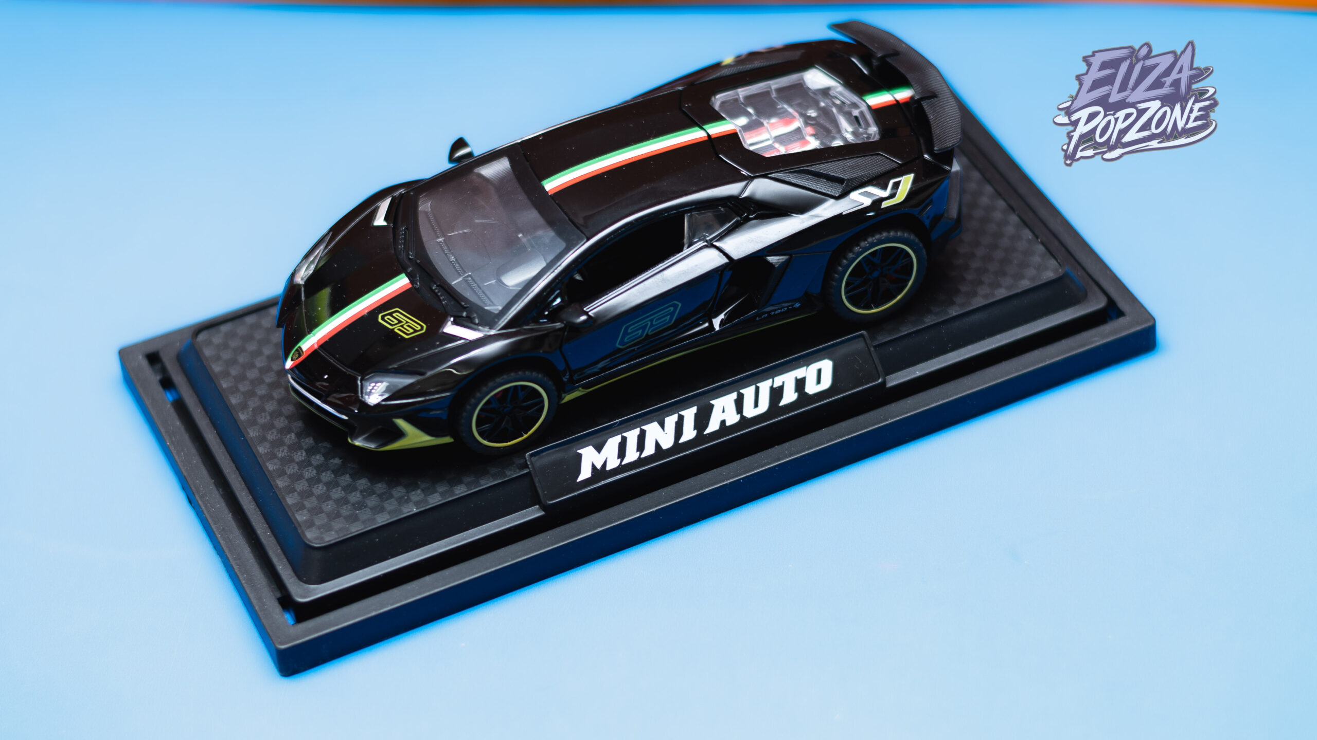 Lamborghini LP 780-4 1:32