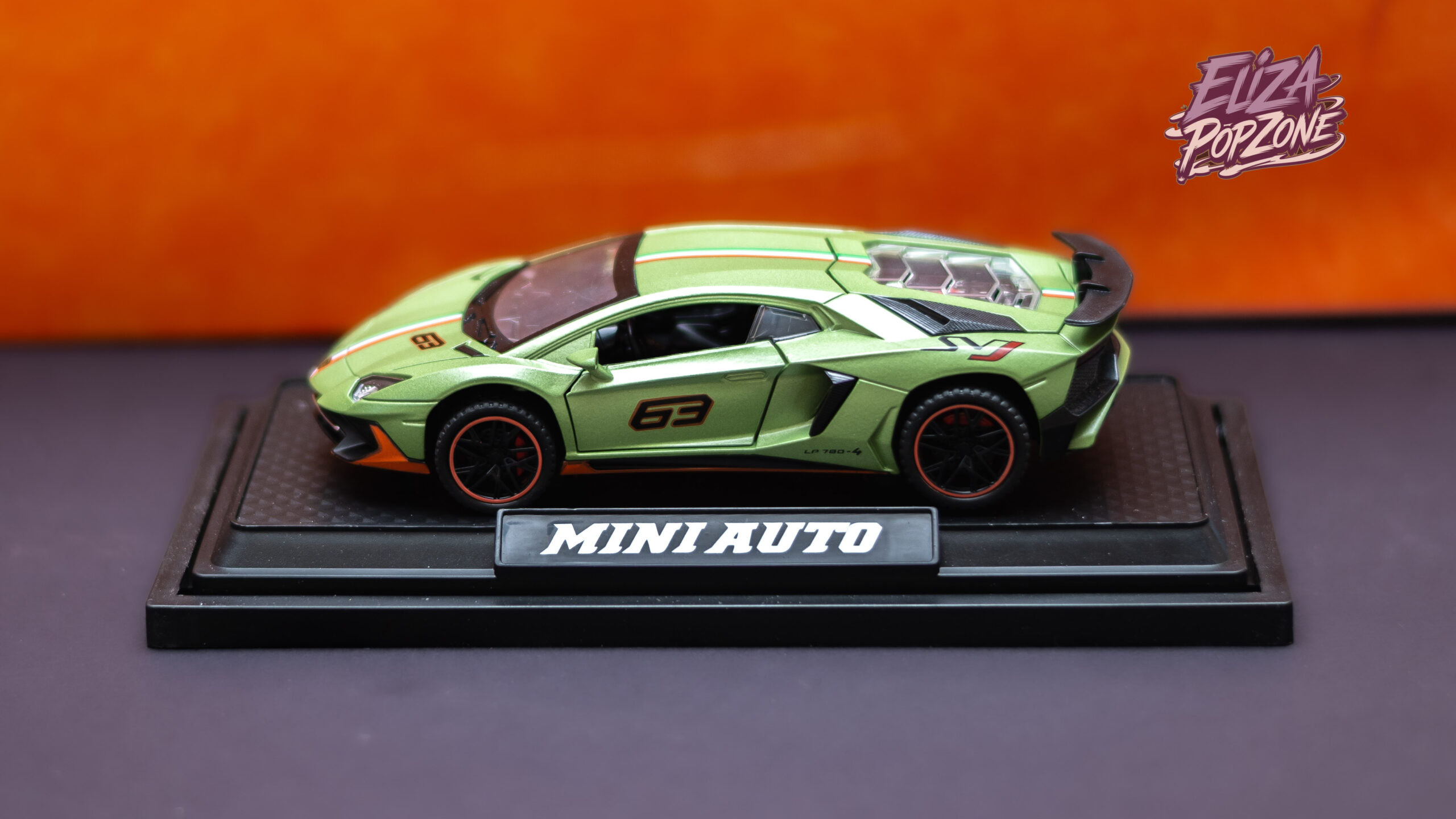 Lamborghini LP780-4 1:32