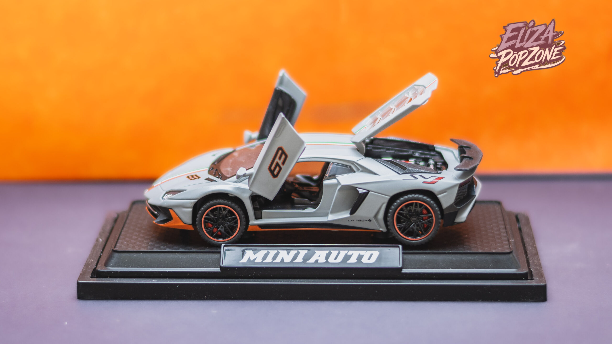 Lamborghini LP780-4 1:32