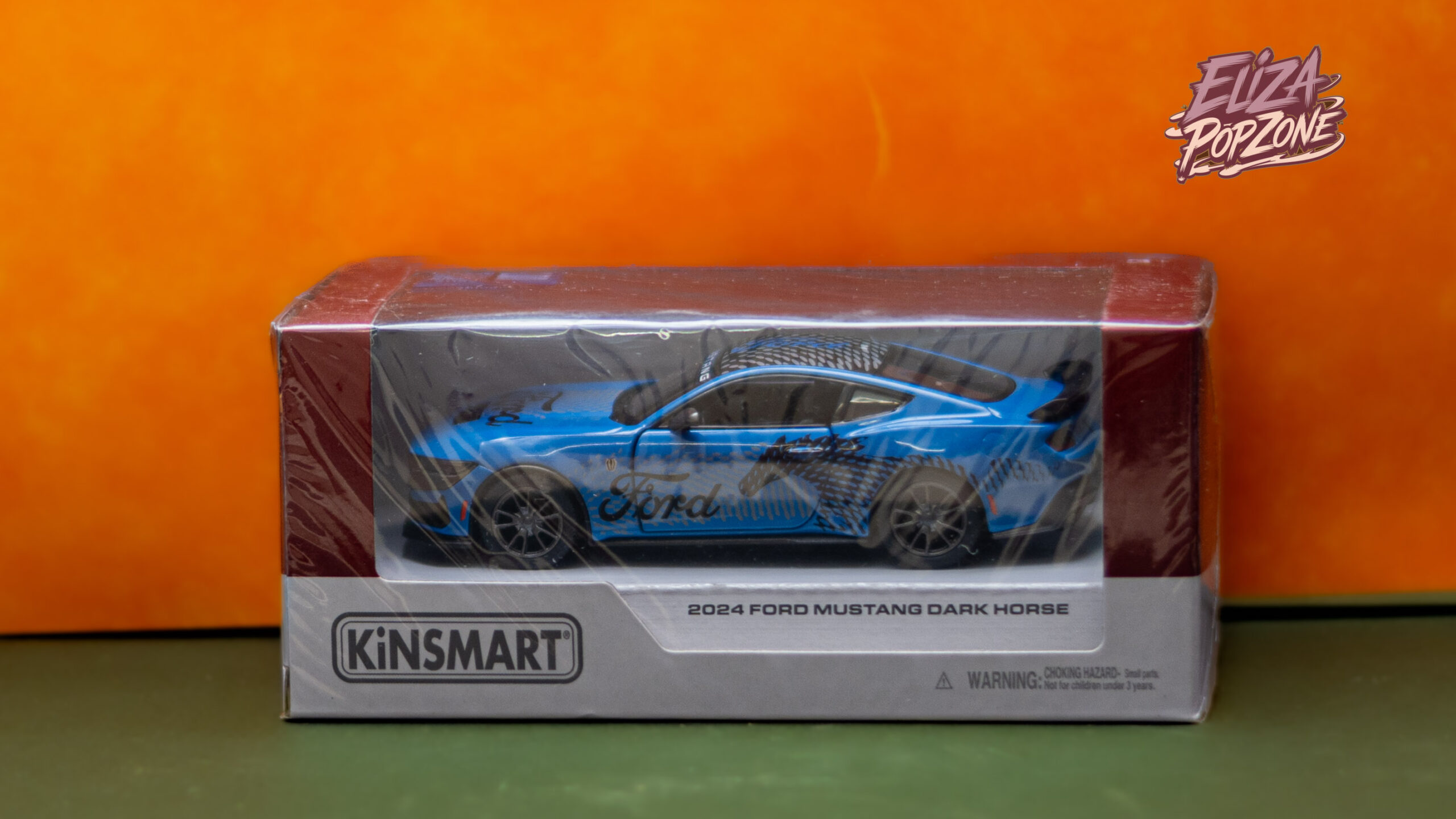 Ford Mustang Dark Horse 1:32