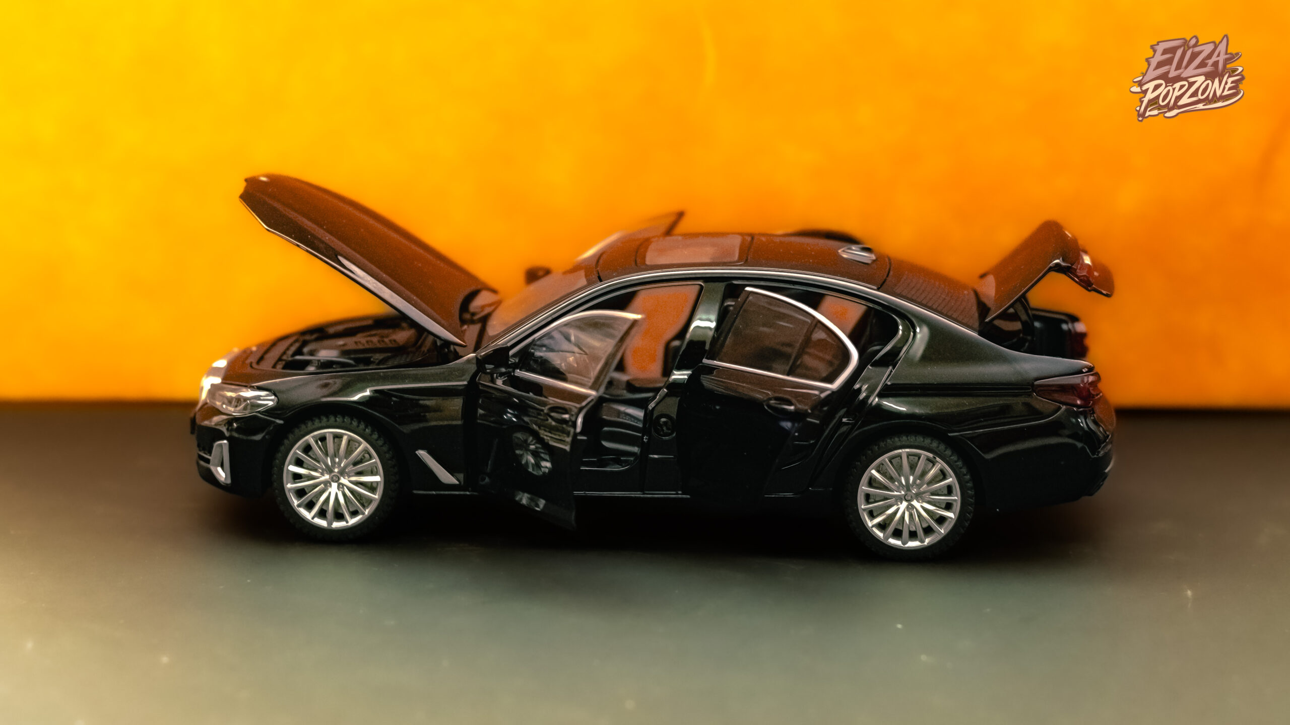 BMW 518 li Scale 1:24