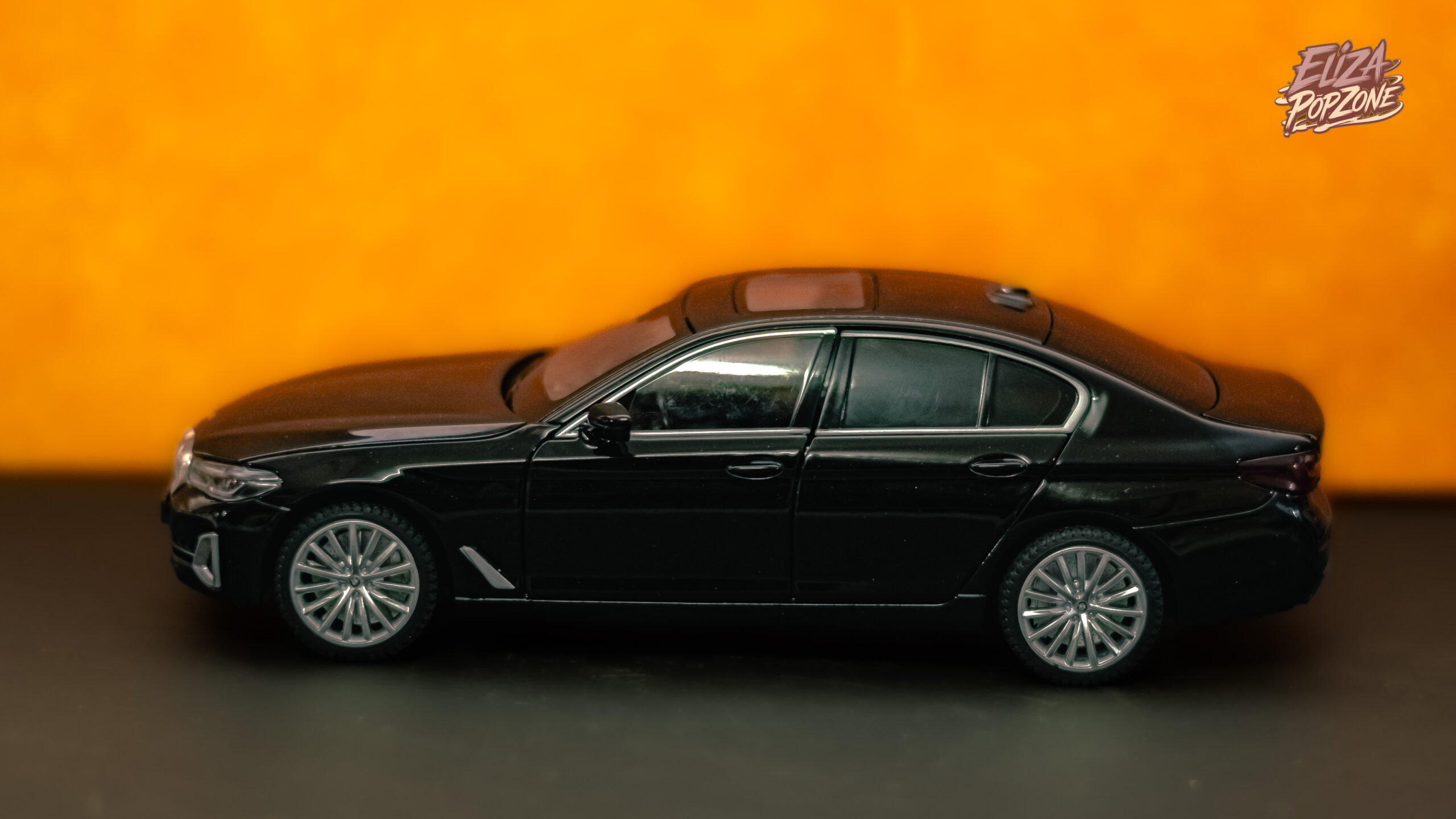BMW 518 li Scale 1:24