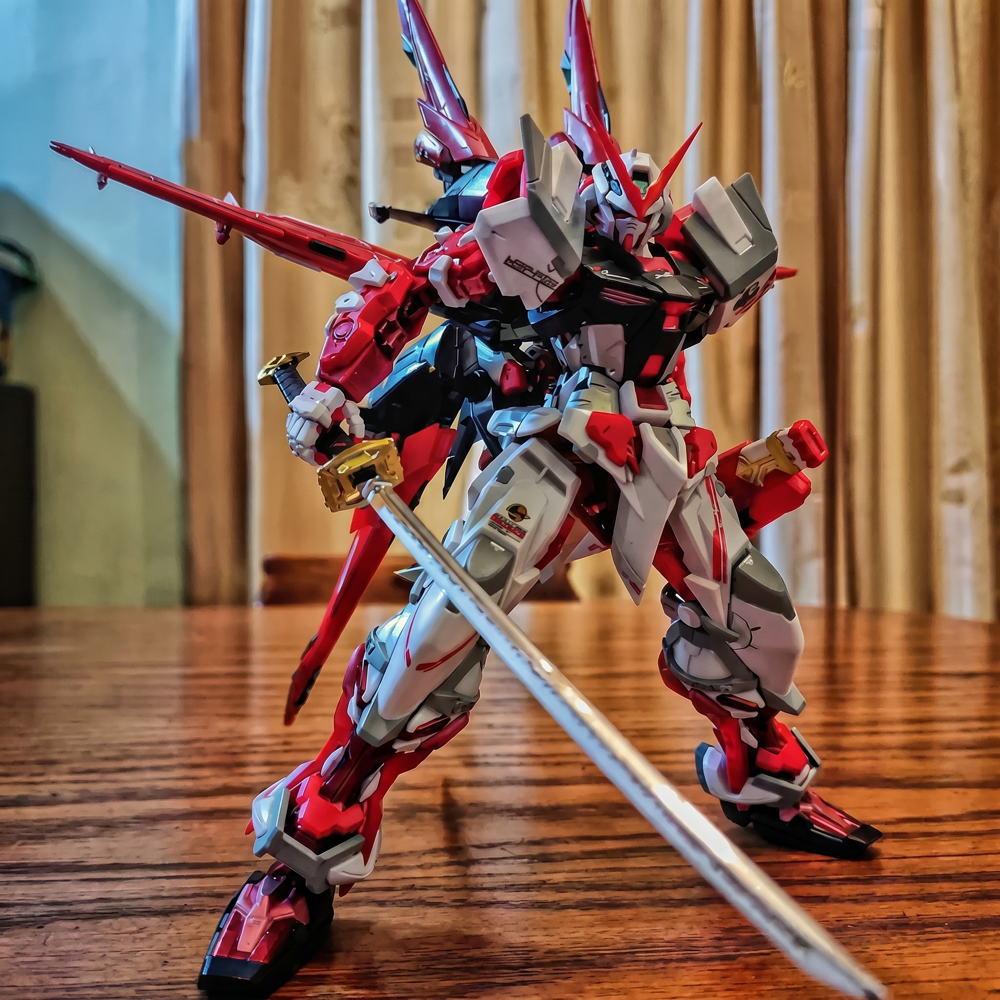 Gundam Astray Red Frame [Flight Unit] Model Kit