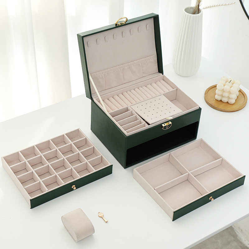 Leather Jewelry Box1