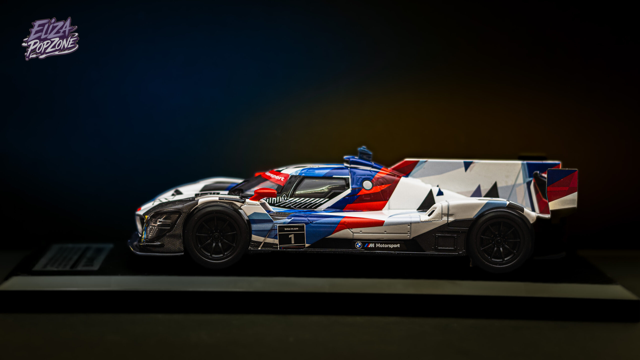 BMW M Hybrid V8