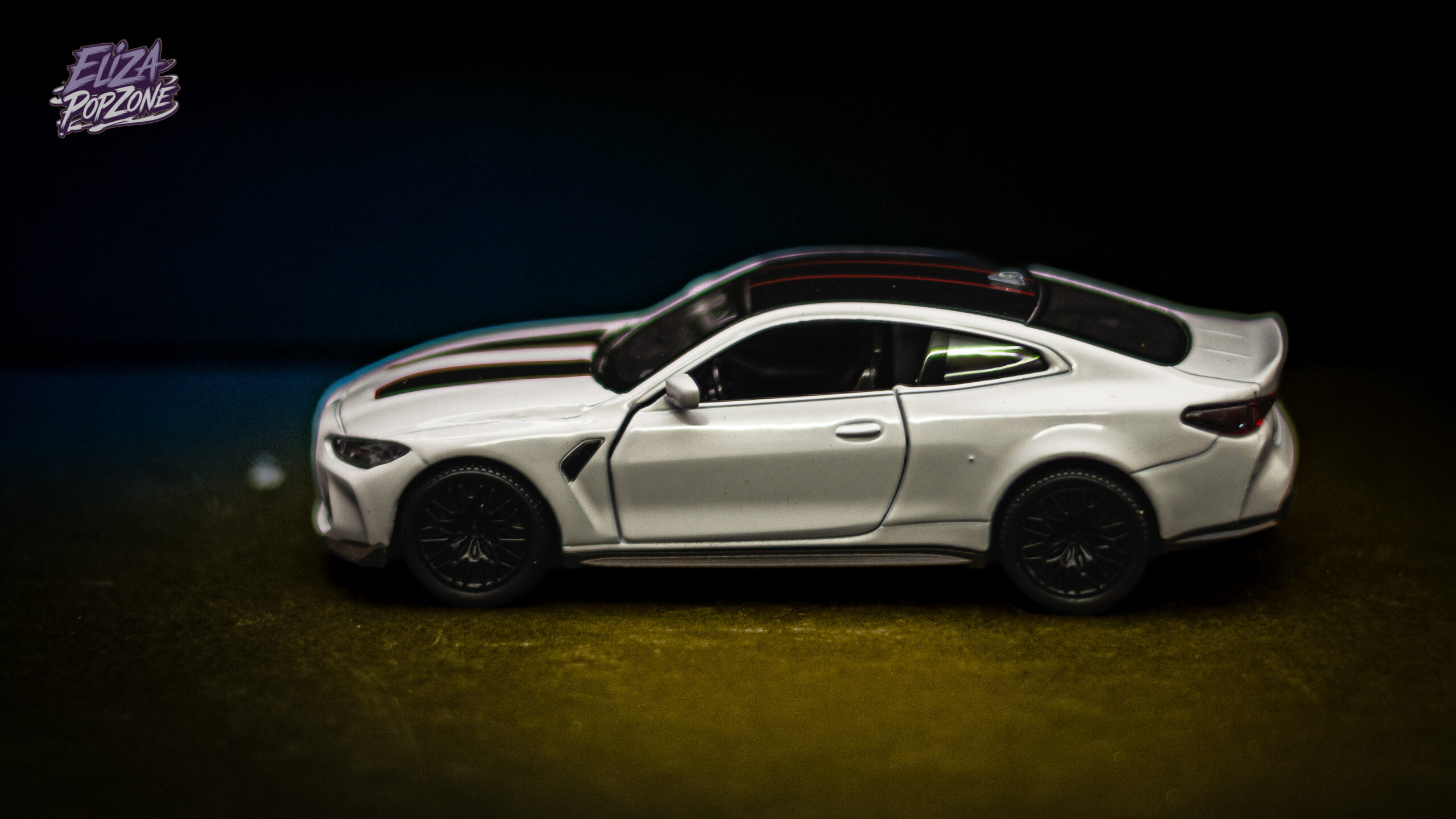 BMW M4 CSL