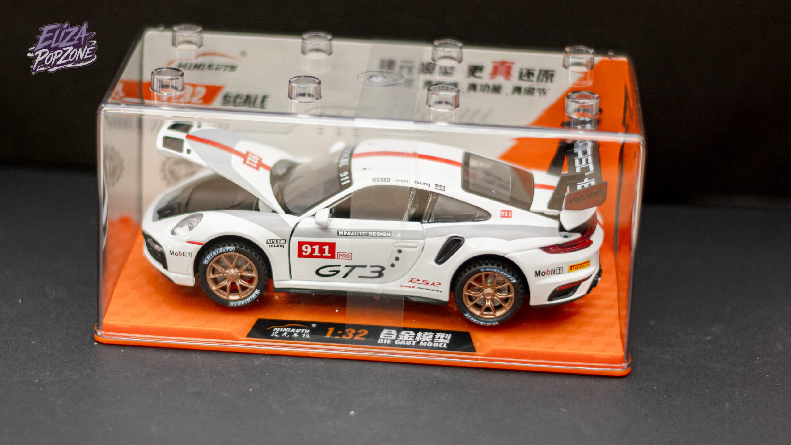 Porsche 911 GT3 RSR
